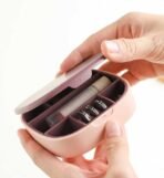 ✨ মিনি পোর্টেবল জুয়েলারি স্টোরেজ বক্স ট্র্যাভেল জুয়েলারি বক্স উইথ মিরর - Image 2