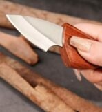 🐟 ফিশ শেপ মিনি নাইফ | পোর্টেবল পকেট নাইফ | ক্যাম্পিং ও বহিরঙ্গন ব্যবহারের জন্য আদর্শ - Image 4