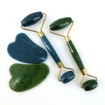প্রাকৃতিক রোজ রেজিন Gua Sha স্টোন – ত্বক টানটান ও বলিরেখা কমাতে সহায়ক - Image 3