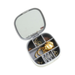 ✨ মিনি পোর্টেবল জুয়েলারি স্টোরেজ বক্স ট্র্যাভেল জুয়েলারি বক্স উইথ মিরর - Image 6