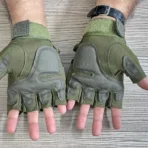 High quality half finger Hand Gloves for biker - Image 4